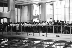 Figure 2. "People scramble for Cathay shares," South China Morning Post, April 23, 1986. Photo credit: David Wong, South China Morning Post.